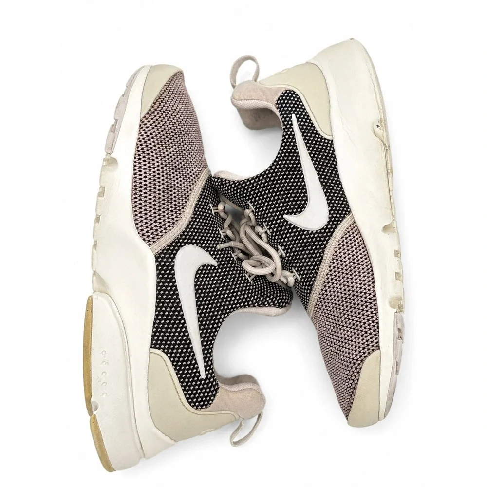 Nike Air Presto Fly SE Vast Grey Women's Size 6.5 Running Gym Shoes 910570-005